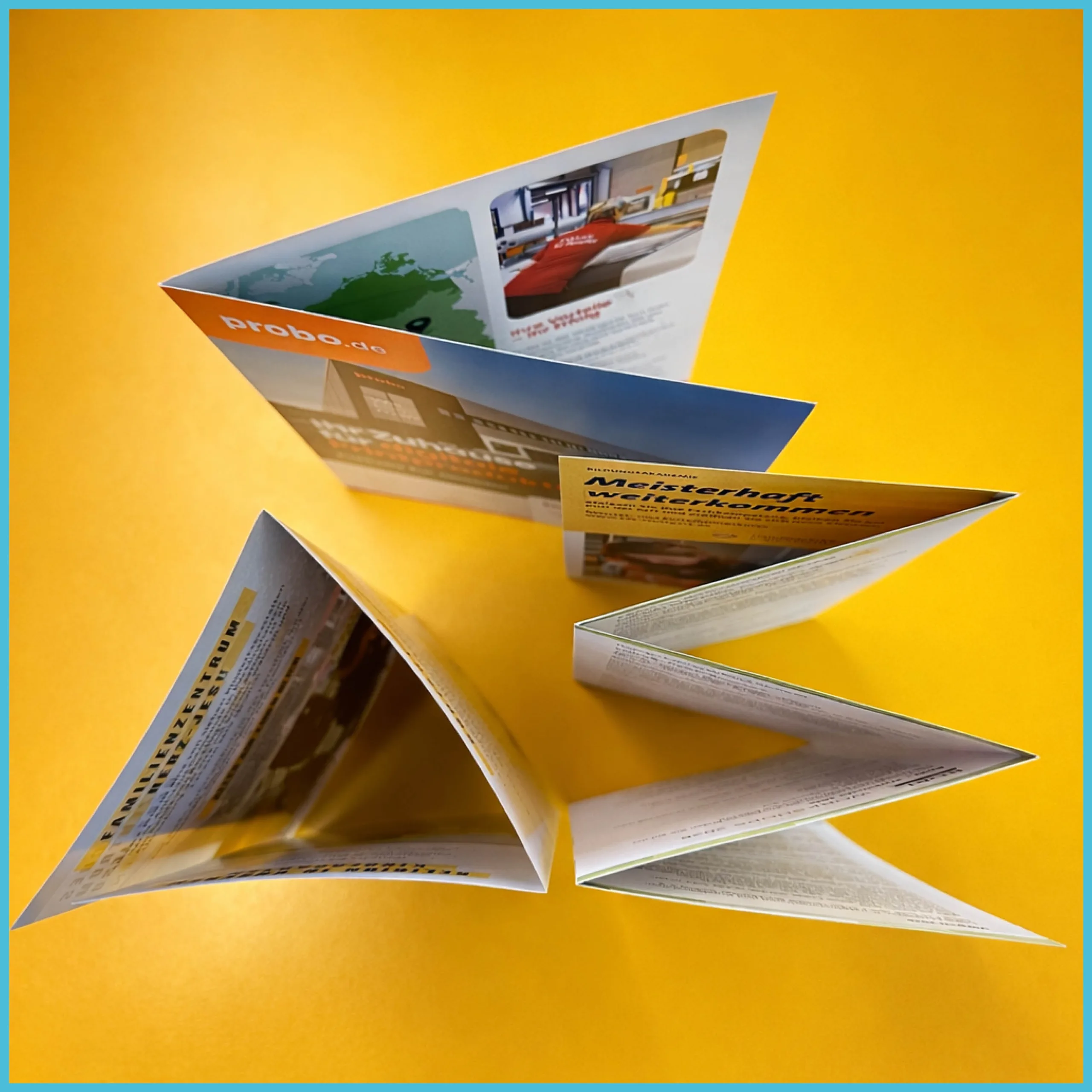 Falzen_wickelfalz_zickzackfalz_briefpapier_falzen_falzflyer_medialprint_castrop_rauxel