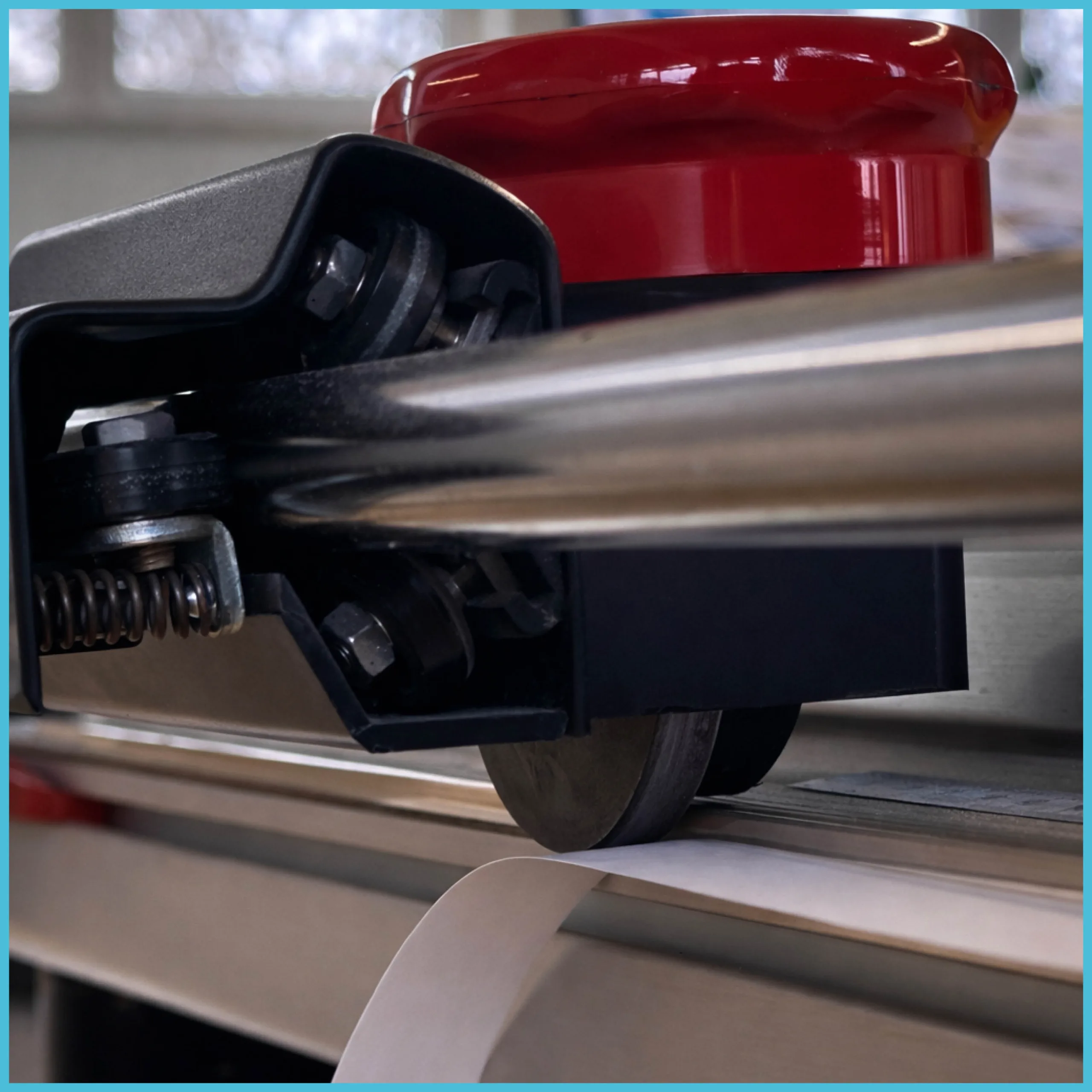 schneiden_abschneiden_papier_schneiden_pläne_schneiden_und_din_a4_falzen_weiterverarbeitung_medialprint_gmbh_castrop_rauxel